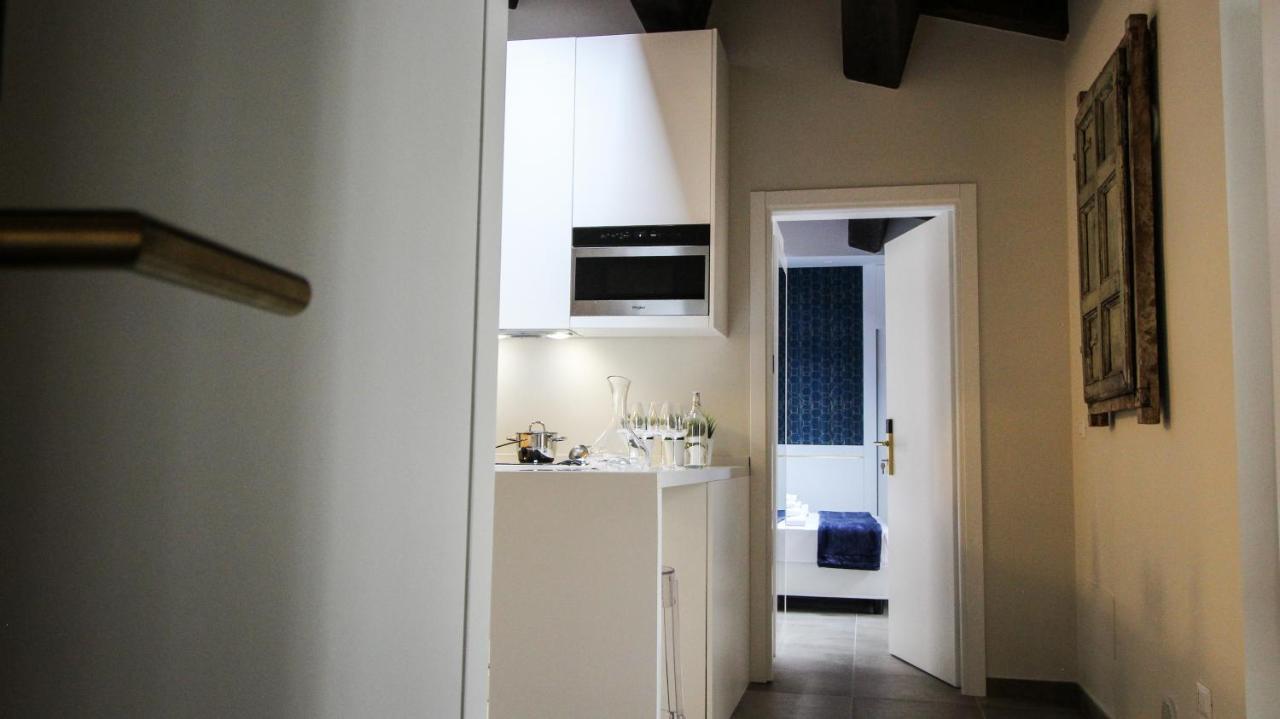 Nel Cuore Dell'Aquila Bnb Exterior foto