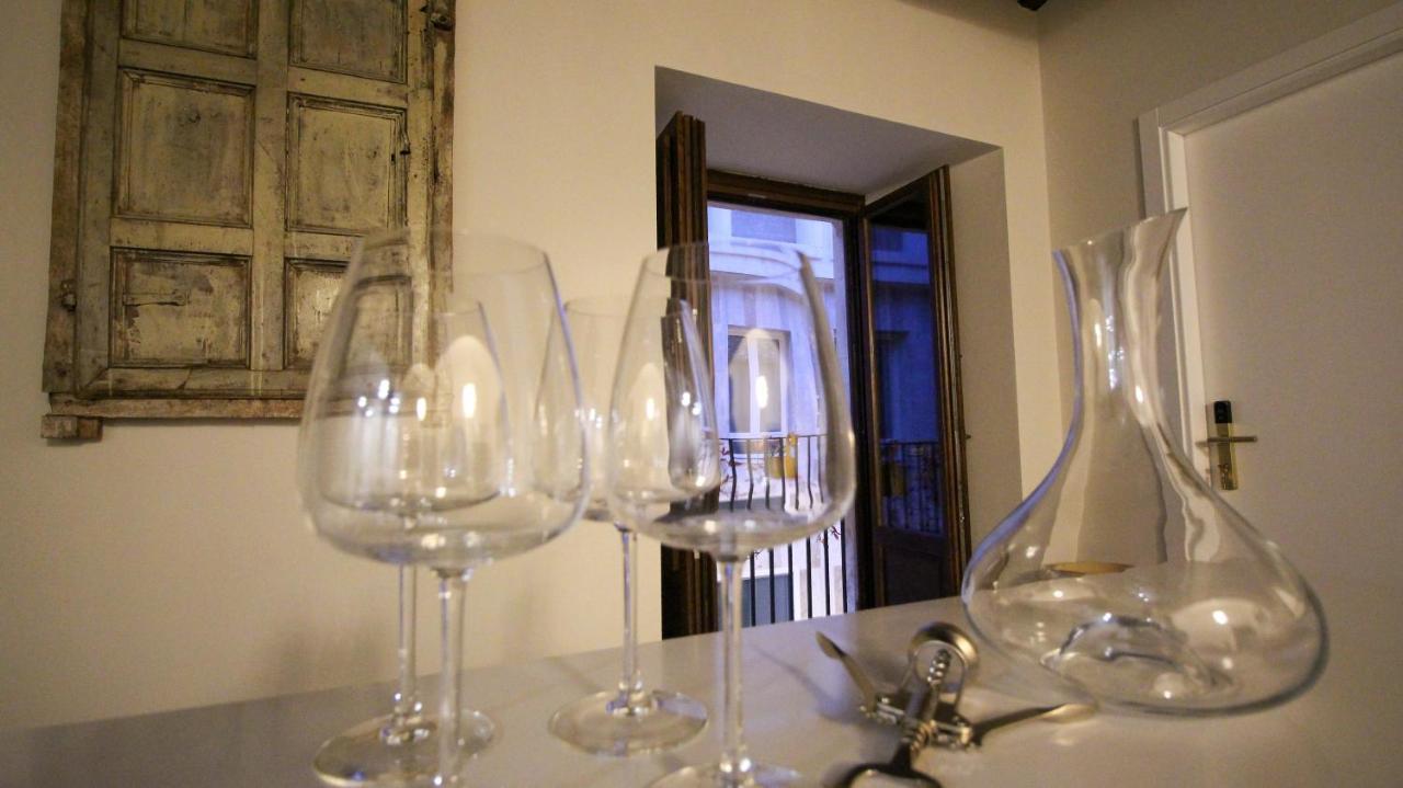 Nel Cuore Dell'Aquila Bnb Exterior foto